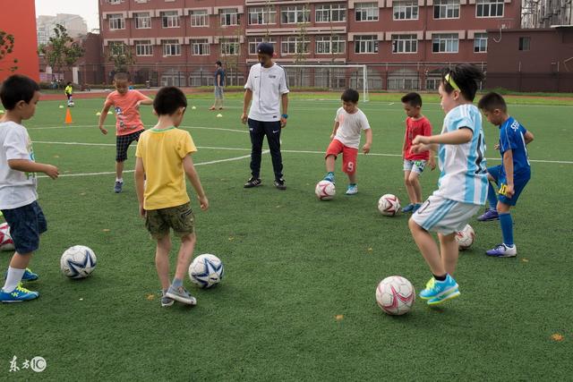 杜兰特赞中国球迷热情：这是无与伦比的体验